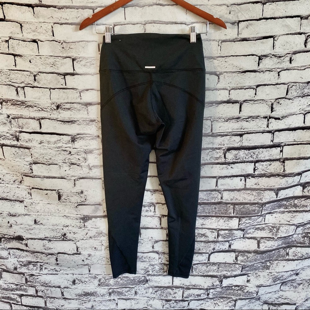Aerie Chill Play Move Leggings SZ M
